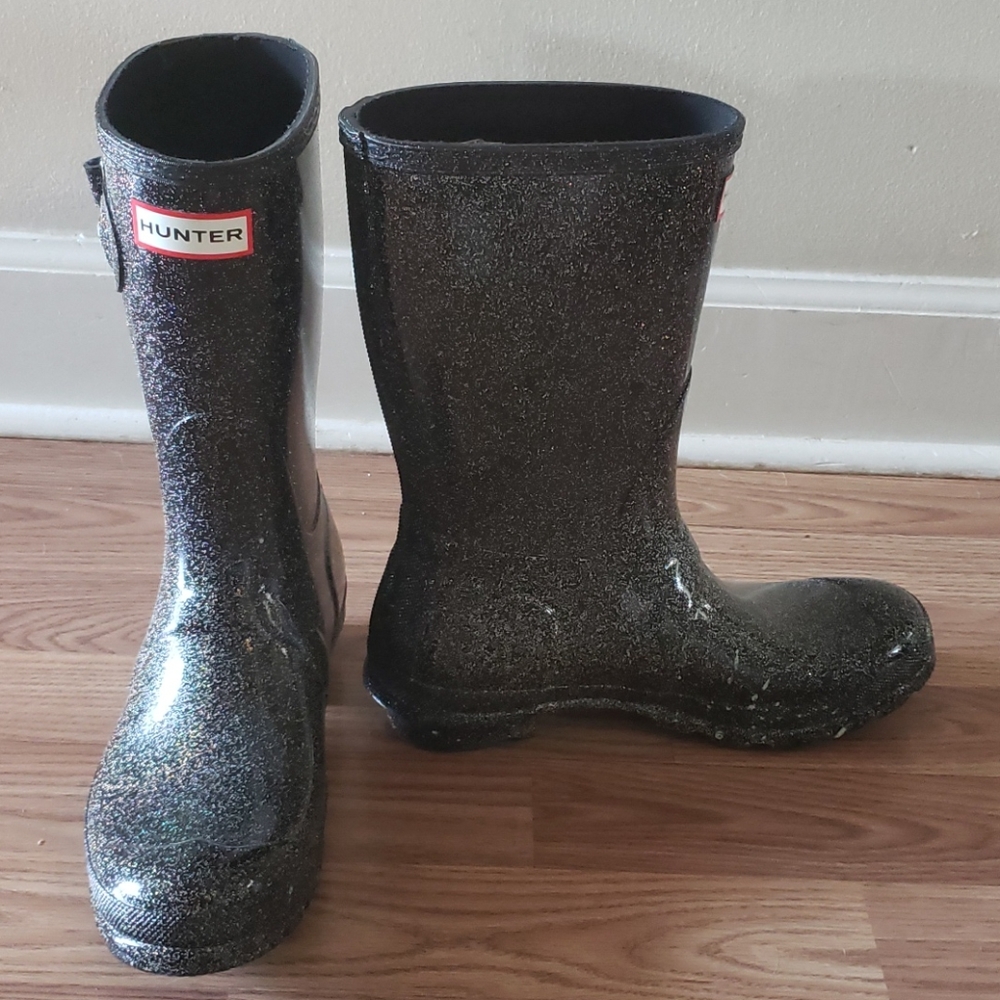Mid-Calf Hunter Rain Boots